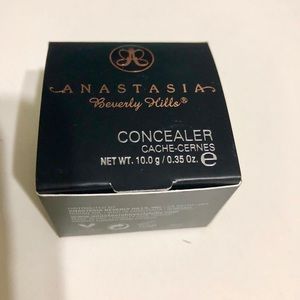 Anastasia Beverly Hills Concealer
